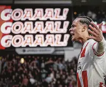 C7娱乐APP-巴塞罗那中场核心