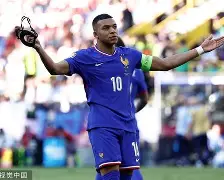 C7娱乐入口-英格兰力克波兰，高居欧洲杯小组榜首的简单介绍